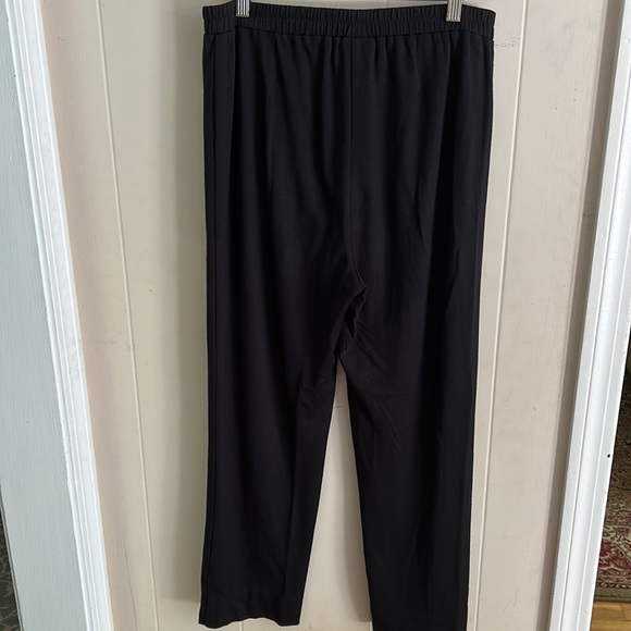 Nancy Bolen City Girl Petite Knit Pants - Picture 4 of 4